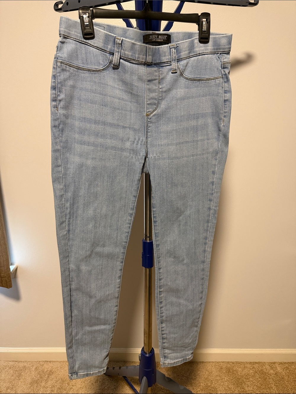 Judy Blue Light Wash Women's Stretch Jeggings - Light Blue
